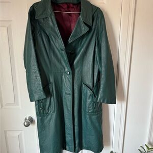 Elegant Green Vintage Leather Trench Coat